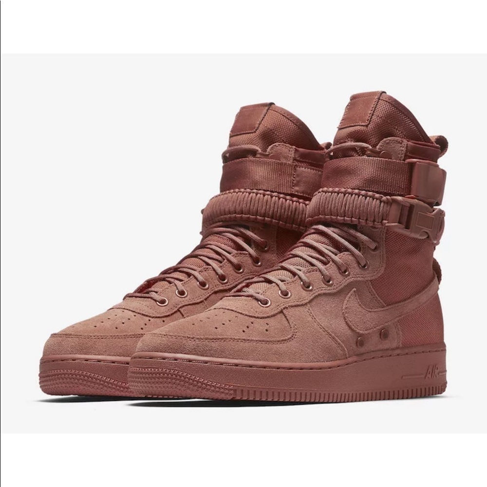 NWT Nike SF Air Force 1 Men Shoes, Dusty Peach - Picture 4 of 8
